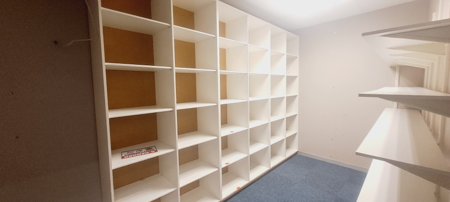 To Let commercial Property for Rent in Bo Oakdale Western Cape